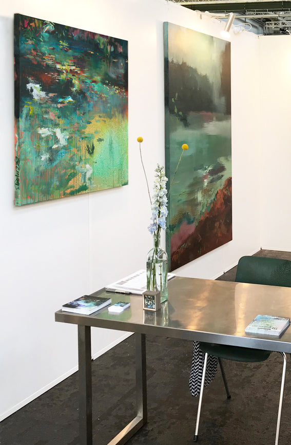 What-Lies-Beneath-11-Lies-Goemans-painting-water-schilderij-waterscape-100x100cm-installation-view-signed-side